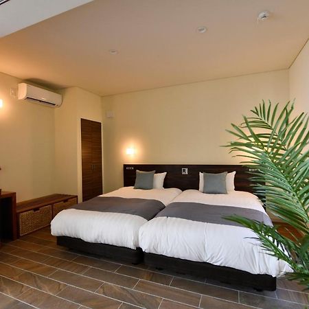 Feliz Villa Suite Miyakojima Ueno Exterior photo